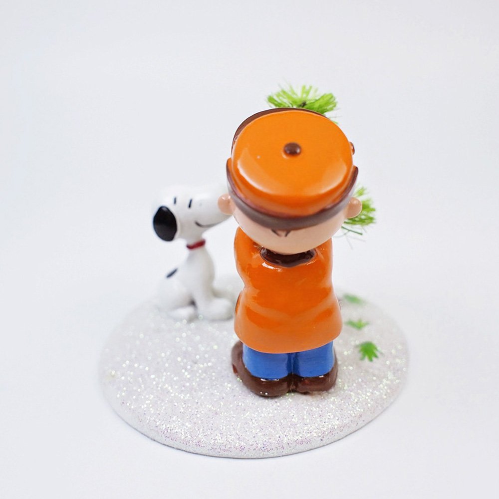 Peanuts Charlie Brown & Snoopy The Perfect Tree Figurine | Hand - Crafted & Hand - Painted 2.76 Inch