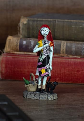 Disney The Nightmare Before Christmas Village Accessories Sally's Date Night Figurine, 3.5 Inch, Multicolor