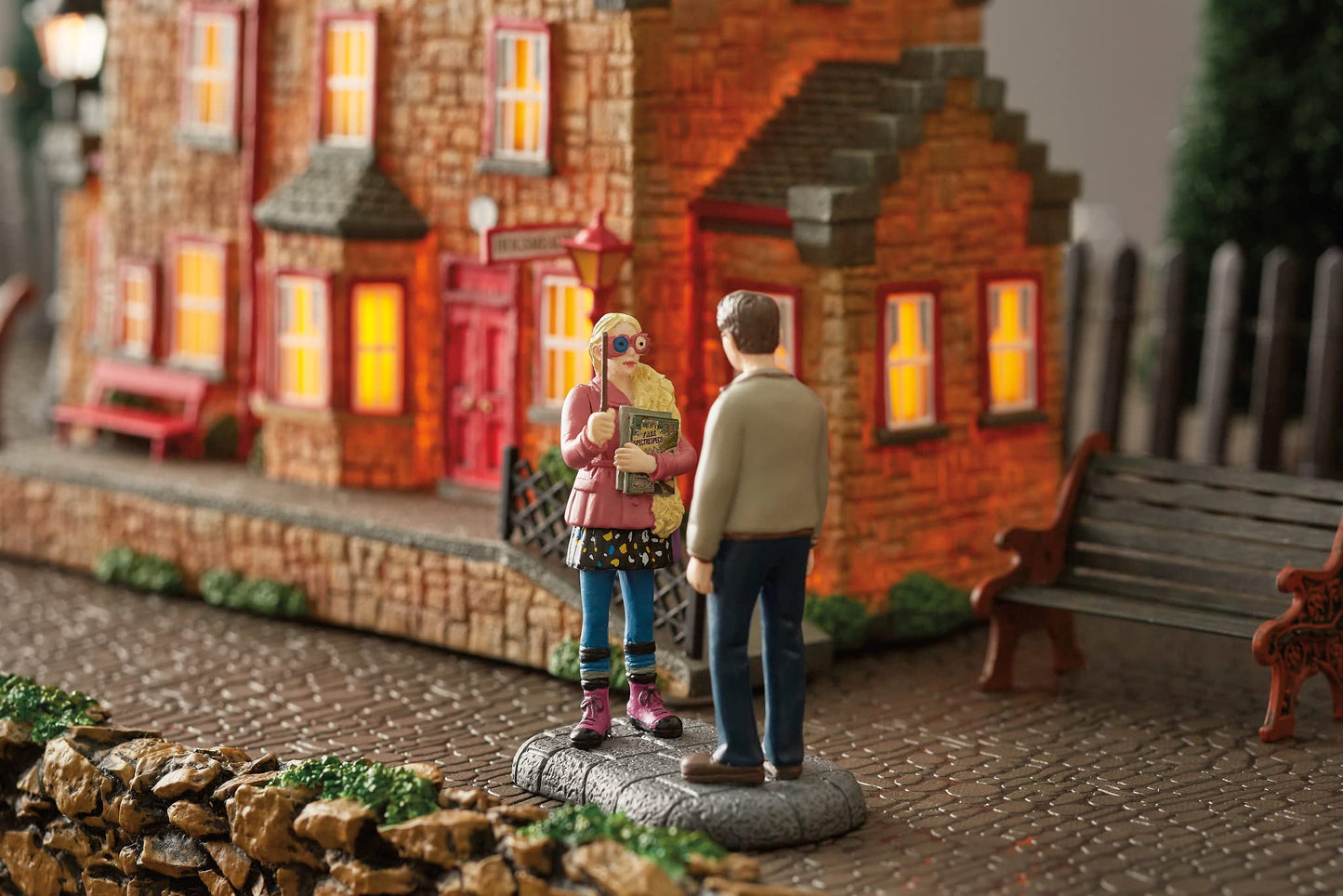 Harry Potter Village Accessories Luna Seeing Wrackspurts Figurine, 2.95 Inch, Multicolor