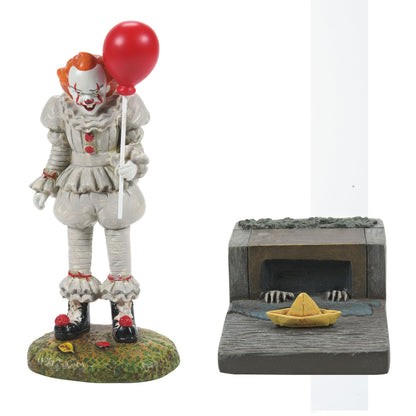 Snow Village Accessories Halloween IT Chapter Two Pennywise and The S.S. Georgie Figurine Set, 3.75 Inch, Multicolor