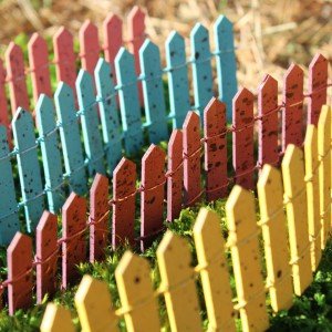 Miniature Fariy Garden Cheerful Fairy Fence Assorted Colors