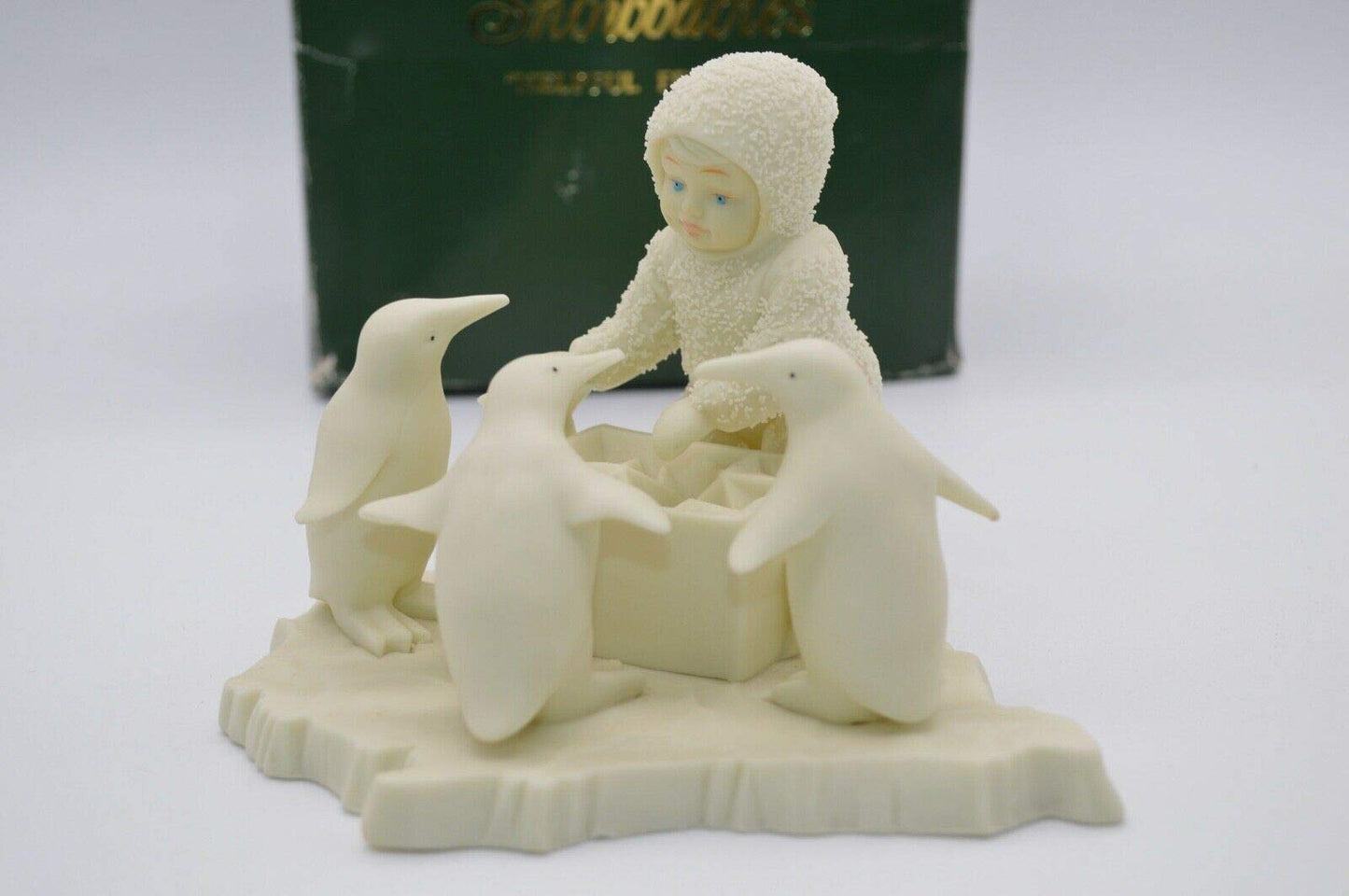Snowbabies Helpful Friends Figurine #7982 - 0