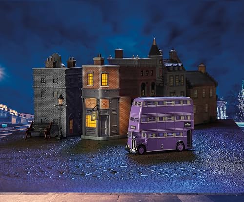 Harry Potter Village Leaky Cauldron Lit Building, 7.91 Inch, Multicolor