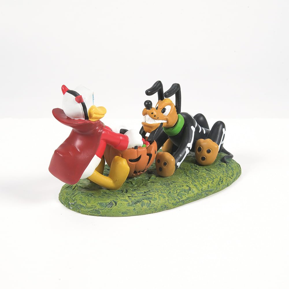 Disney Village Halloween Accessories Donald and Pluto's Tussle Figurine, 2.25 Inch, Multicolor