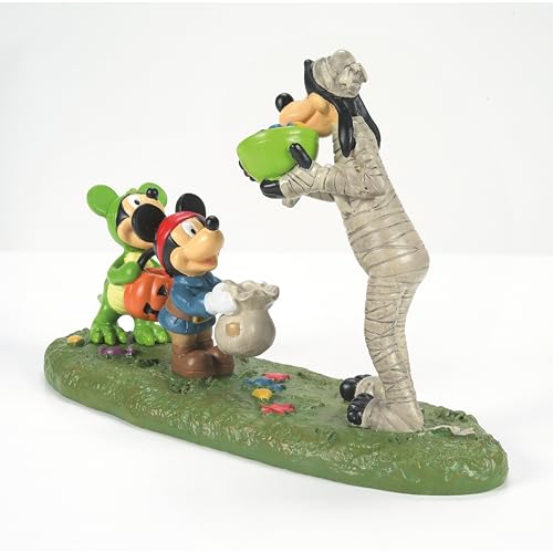 Disney Halloween Village Accessories Treats from Goofy Figurine, 3.5 Inch, Multicolor