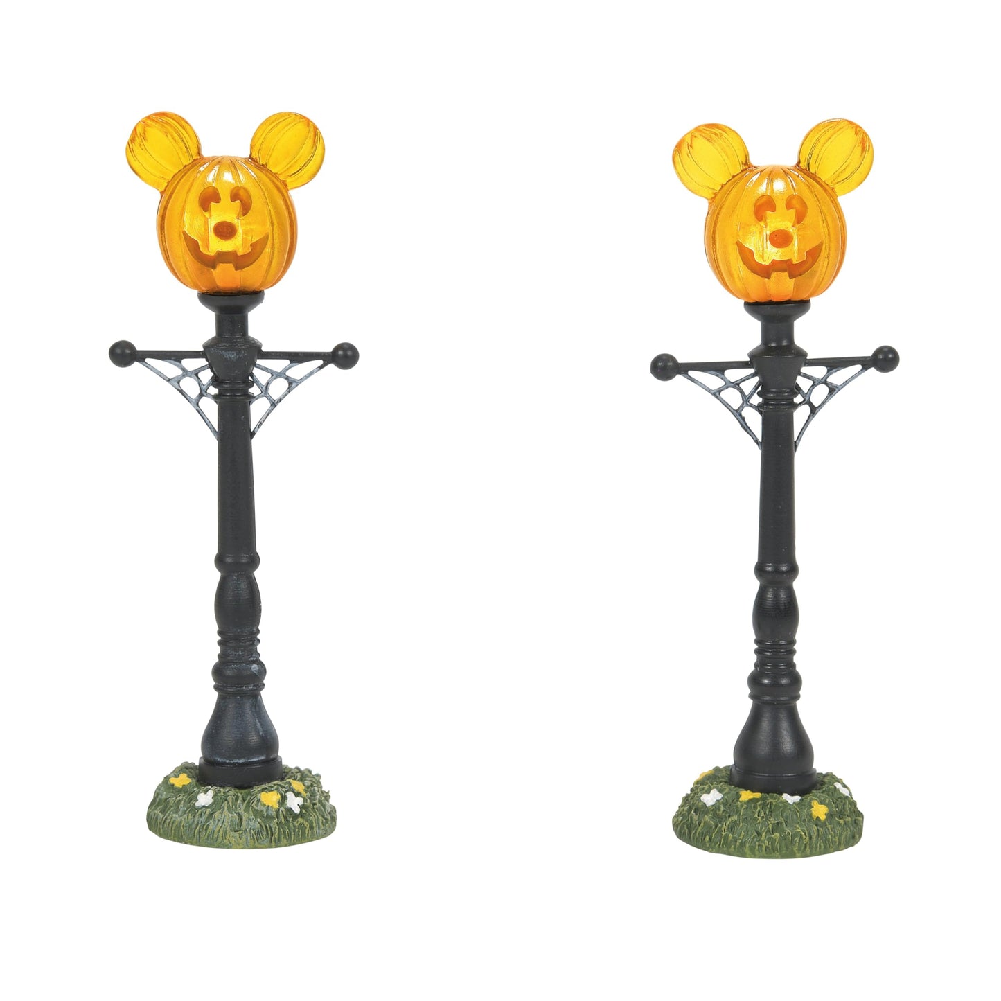 Disney Village Halloween Accessories Pumpkintown Mickey Mouse Street Lights Lit Figurine Set, 4.625 Inch, Multicolor